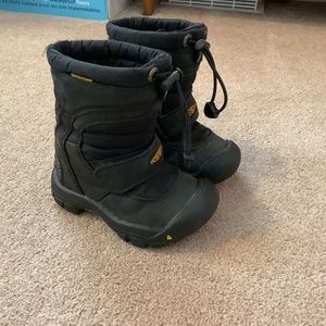 Keen winter boots